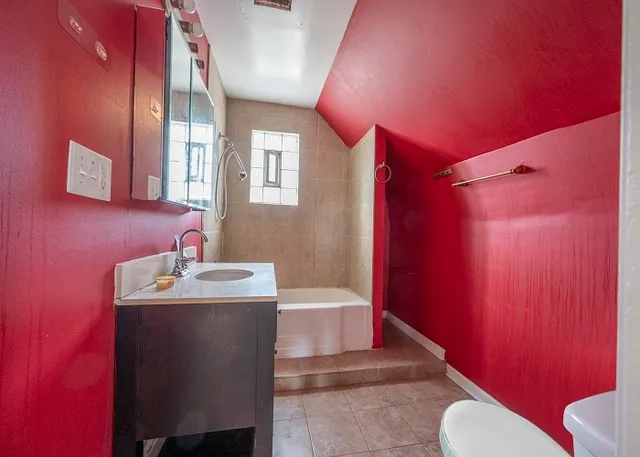 $79,500 | 716 South 7th Avenue, Maywood, IL 60153