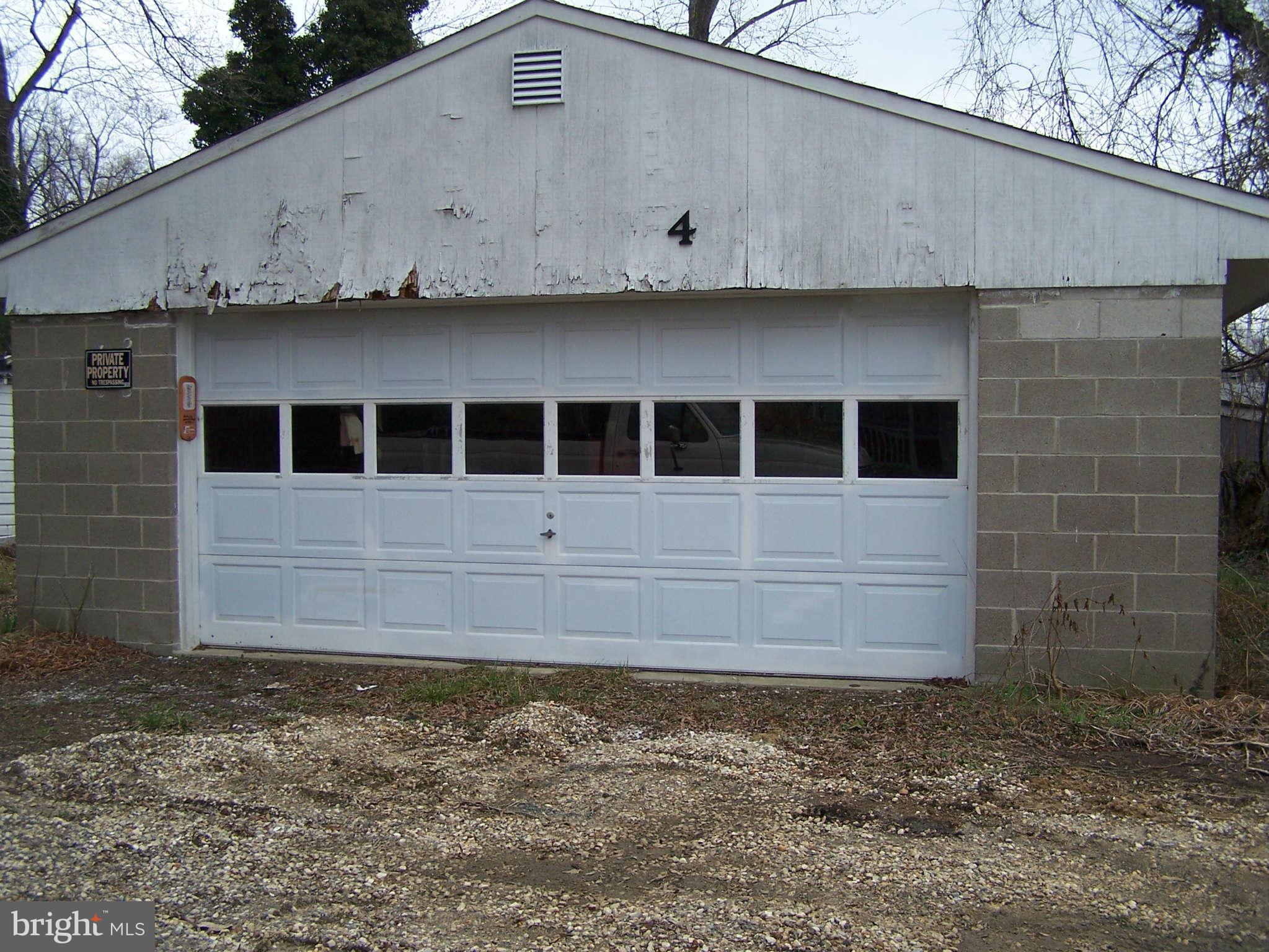 411 Paradise Road Riva, MD 21140 - Photo 4 of 5 Garage