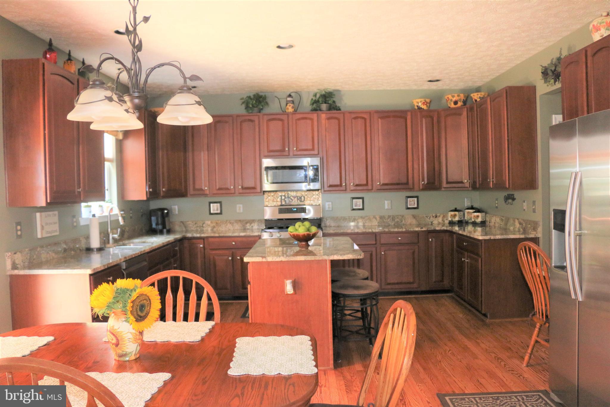 437 Spry Island Road Joppa, MD 21085 - Photo 4 of 57 Huge kitchen!