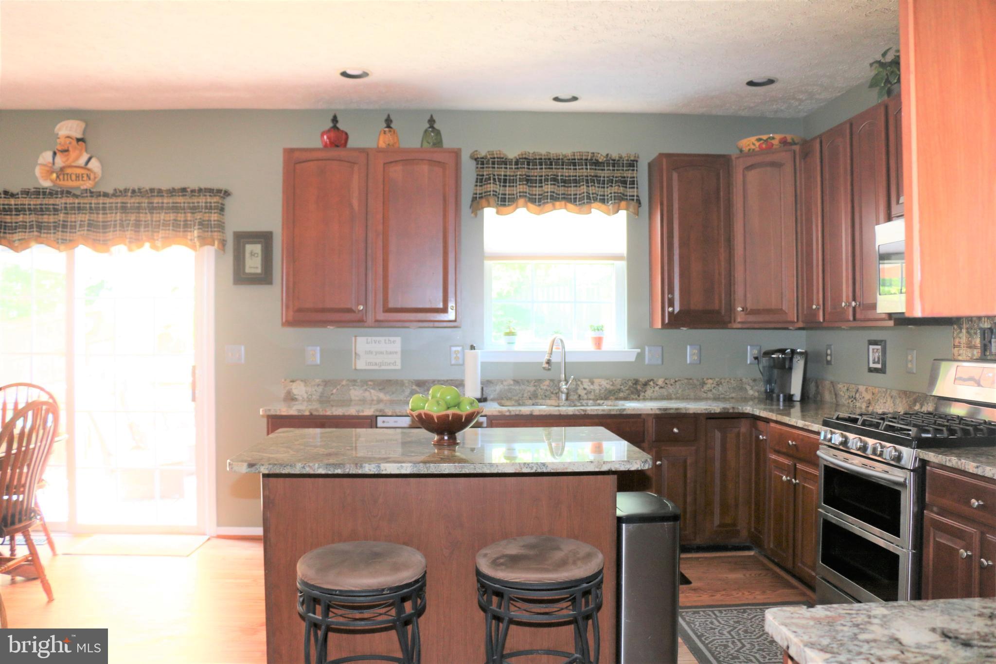 437 Spry Island Road Joppa, MD 21085 - Photo 6 of 57 Island w/breakfast bar