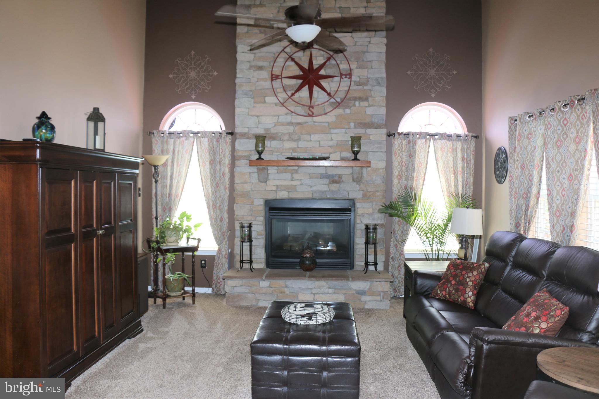 437 Spry Island Road Joppa, MD 21085 - Photo 9 of 57 Spacious family room