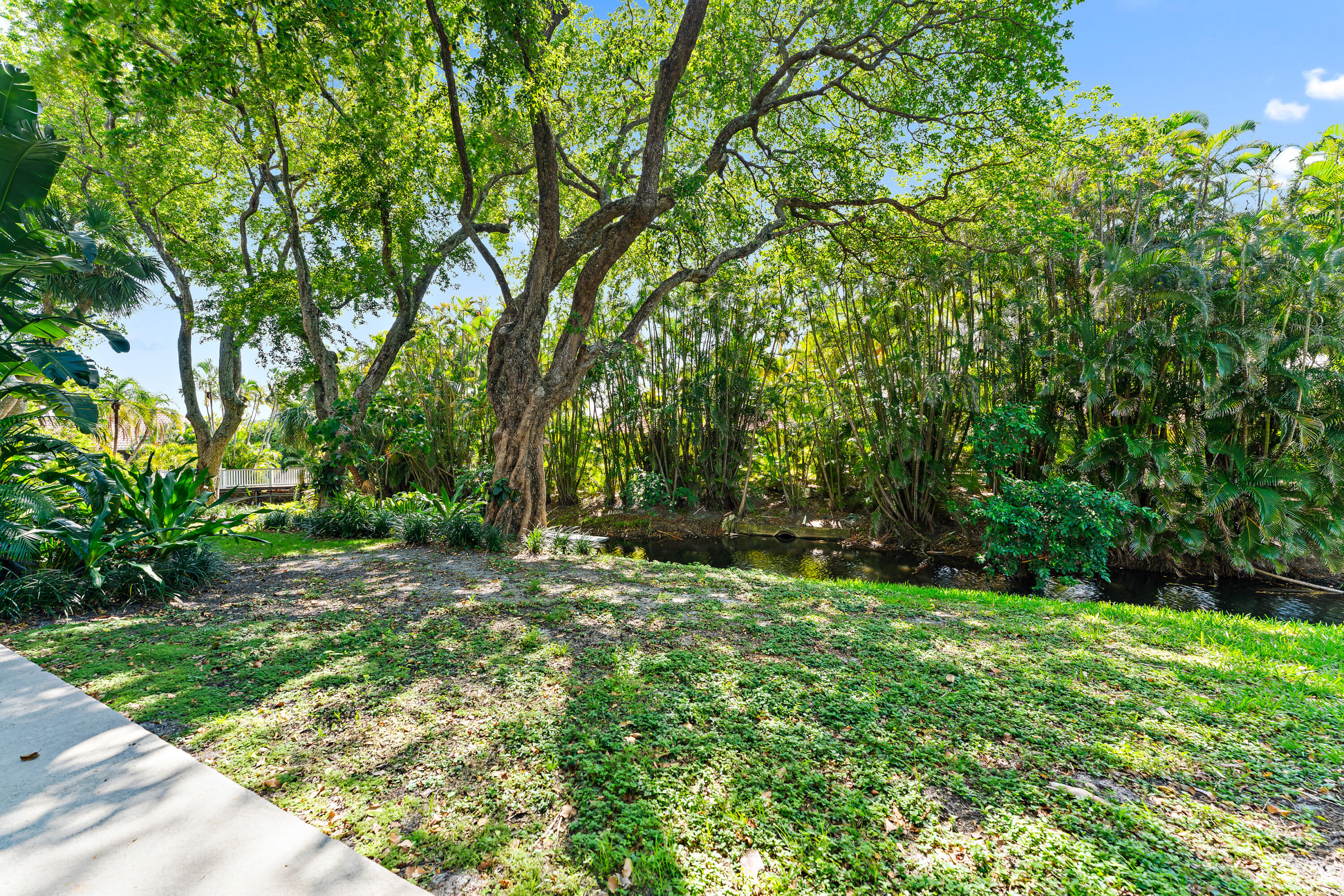 1605 Highway 1, Unit E104 Jupiter, FL 33477 - Photo 32 of 34 025-1605US1N-E104-Jupiter-FULL