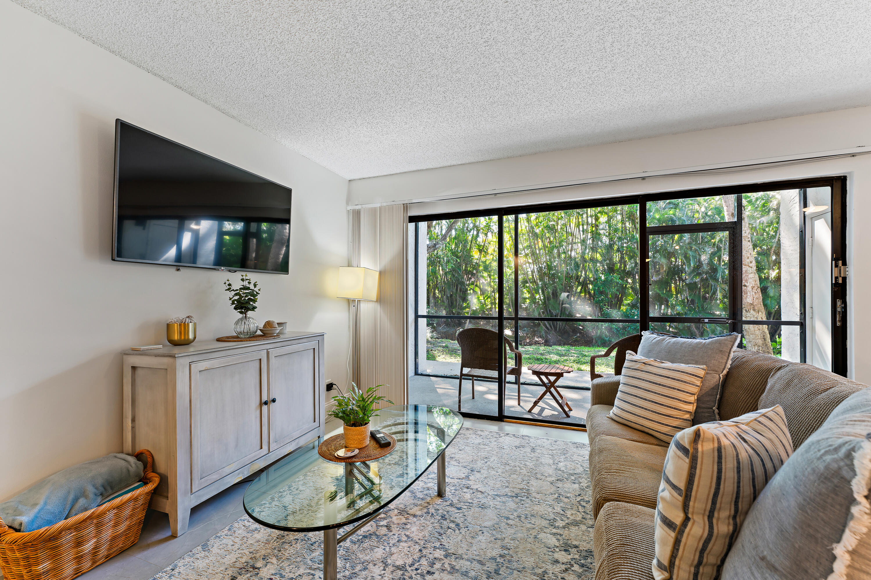 1605 Highway 1, Unit E104 Jupiter, FL 33477 - Photo 10 of 34 006-1605US1N-E104-Jupiter-FULL