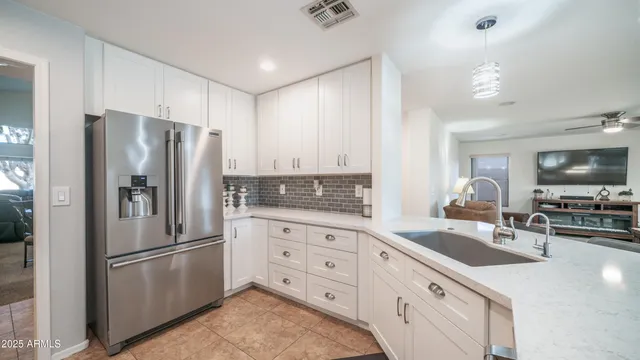 $545,000 | 1077 East Loma Vista Street, Gilbert, AZ 85295