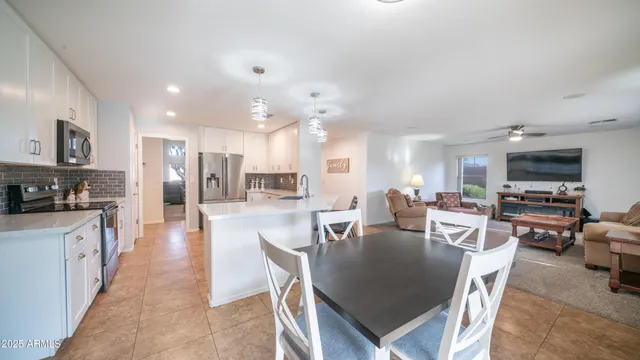 $545,000 | 1077 East Loma Vista Street, Gilbert, AZ 85295
