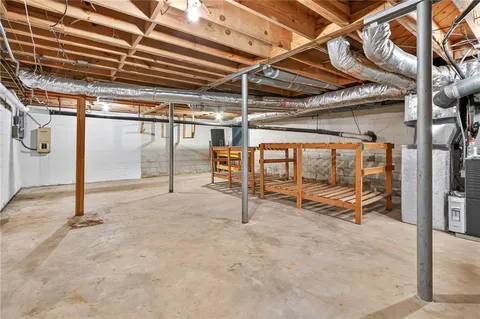 $575,000 | 6885 Heathfield Drive Northwest, Atlanta, GA 30328