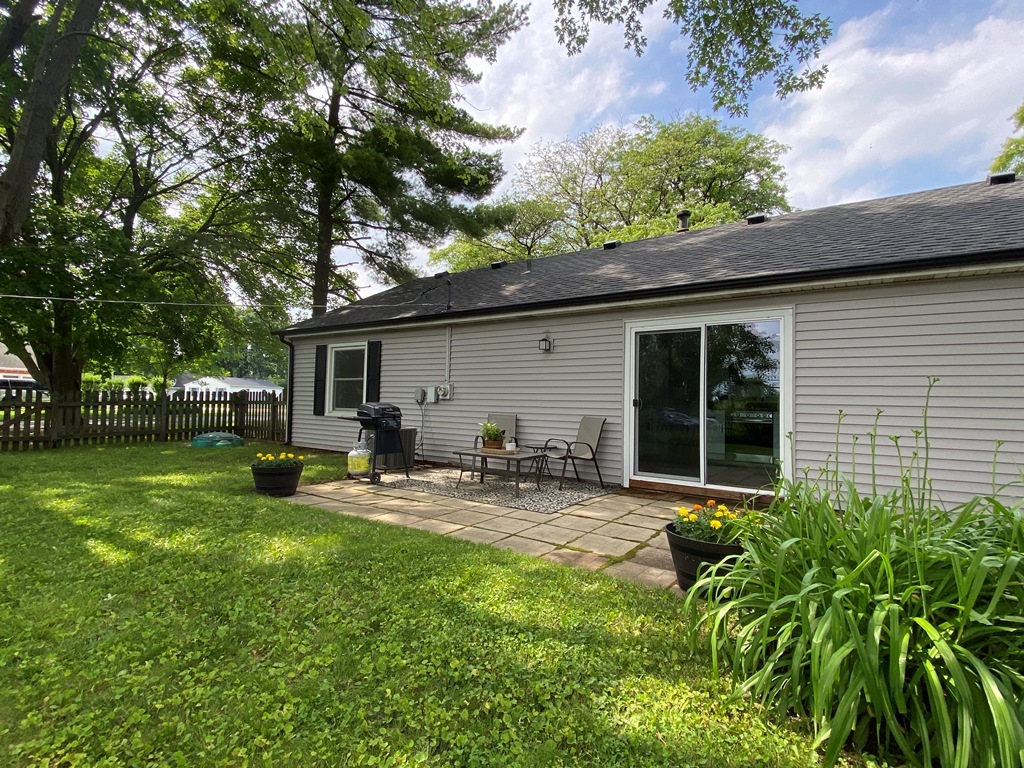 136 Saugatuck Road Montgomery, IL 60538 - Photo 26 of 33