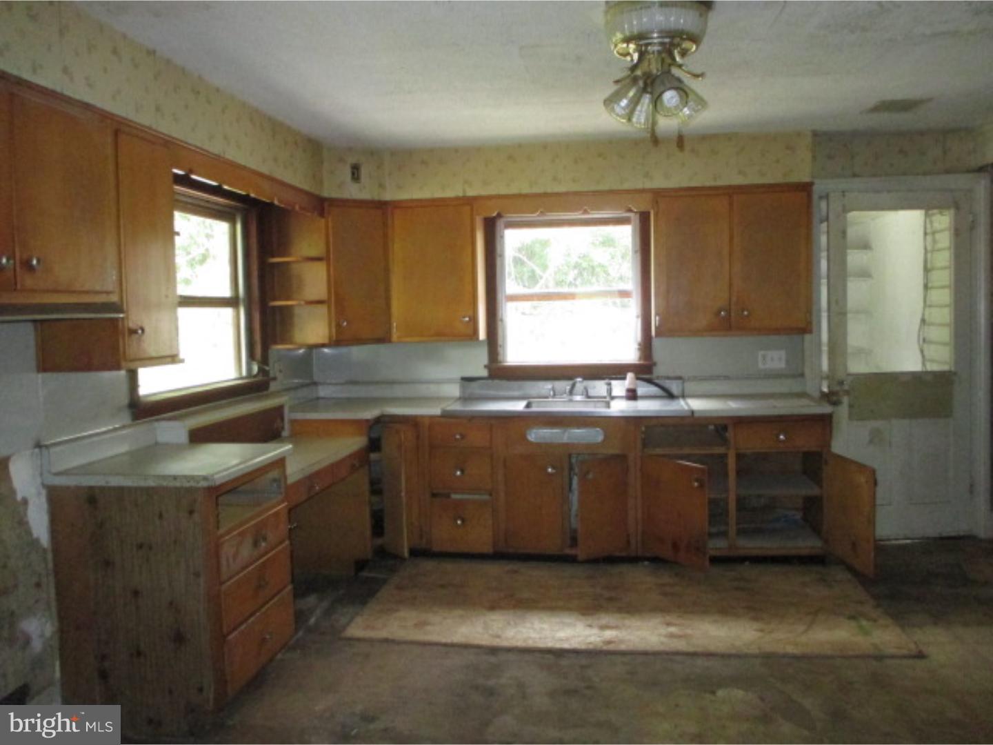 405 South Bonsall Road Coatesville, PA 19320 - Photo 4 of 12 Gallery Image 4