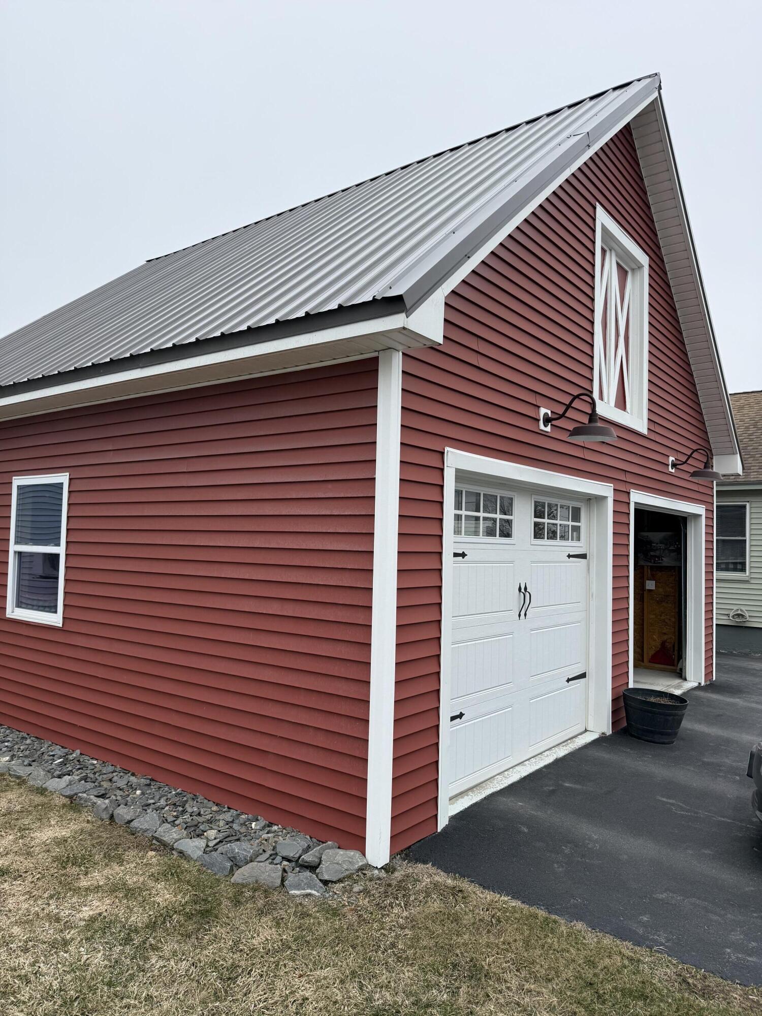 177 Buck Street Bangor, ME 04401 - Photo 33 of 90 IMG_6401