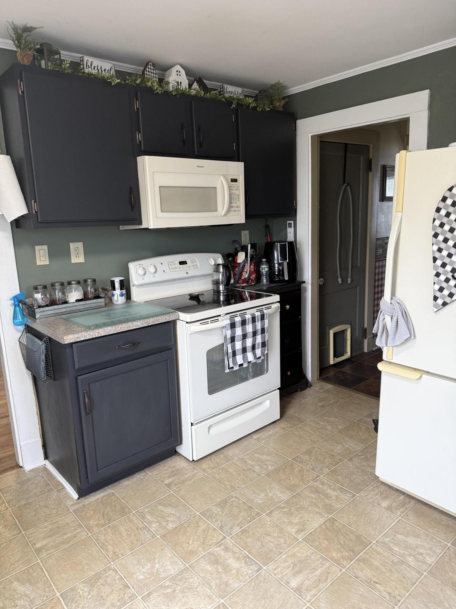 177 Buck Street Bangor, ME 04401 - Photo 37 of 90 IMG_6444