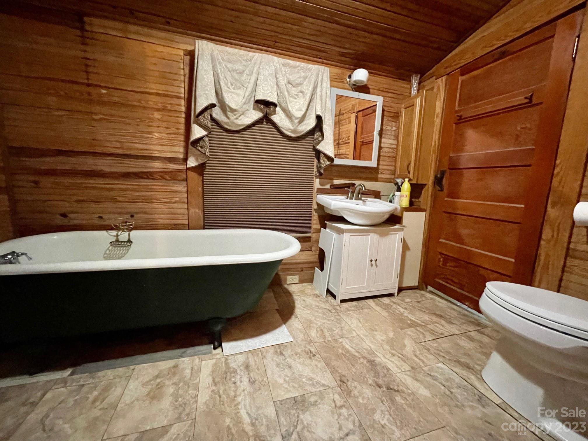 761 Reasonover Road Cedar Mountain, NC 28718 - Photo 11 of 31 Gallery Image 11