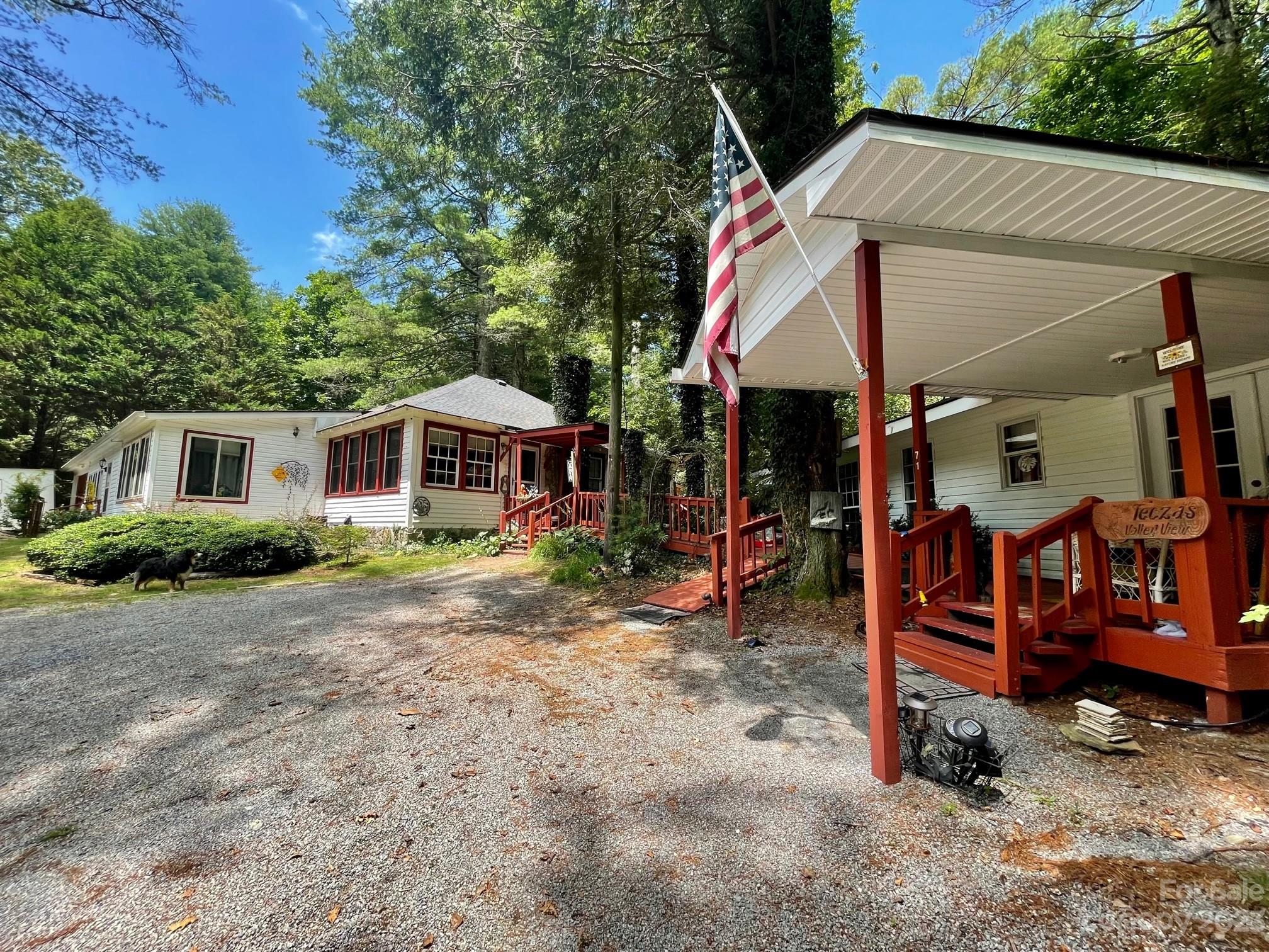 761 Reasonover Road Cedar Mountain, NC 28718 - Photo 2 of 31 Gallery Image 2