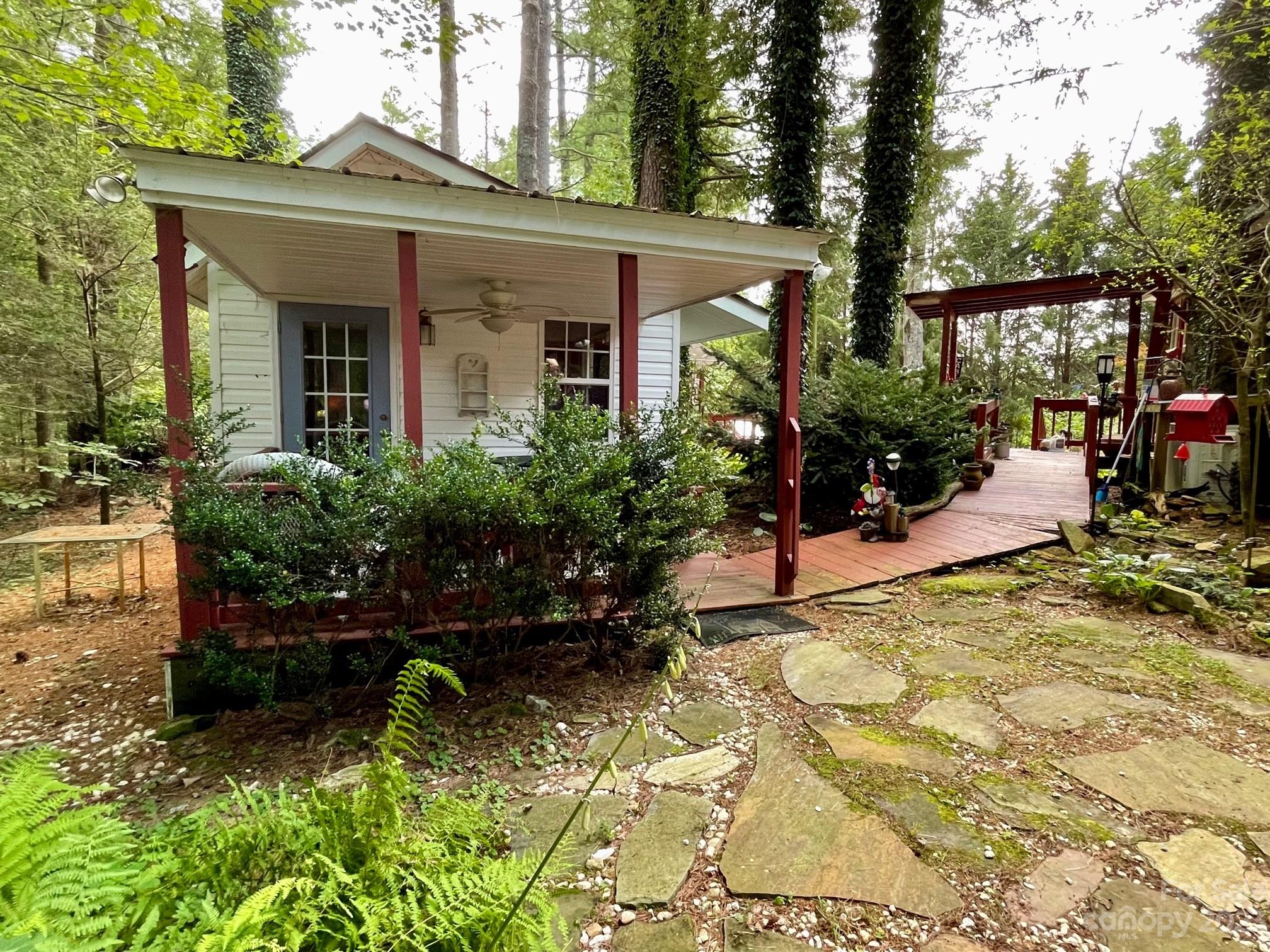 761 Reasonover Road Cedar Mountain, NC 28718 - Photo 28 of 31 Gallery Image 28