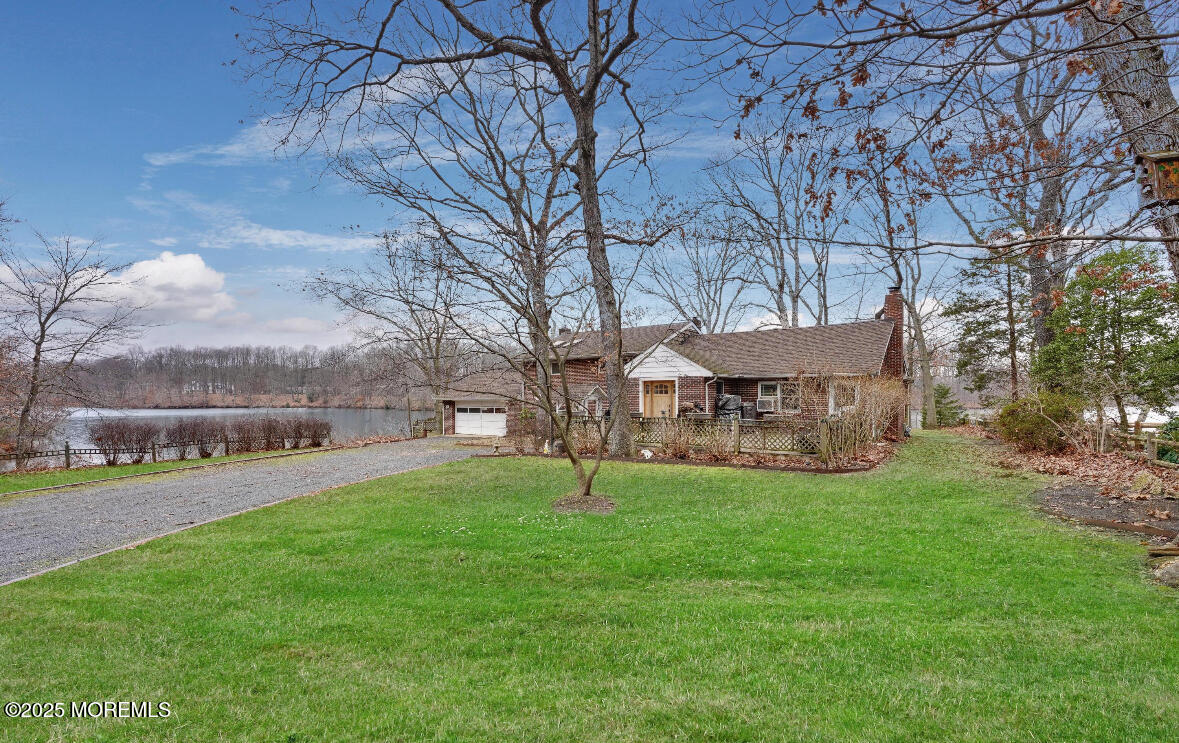 207 Lakeside Avenue Colts Neck, NJ 07722 - Photo 1 of 17 IMG_6253