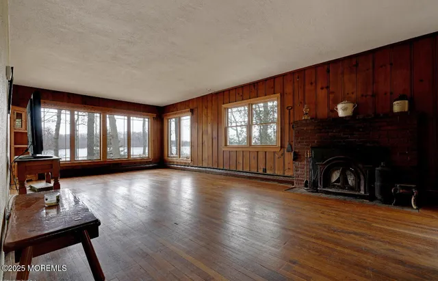 $5,400 | 207 Lakeside Avenue, Colts Neck, NJ 07722