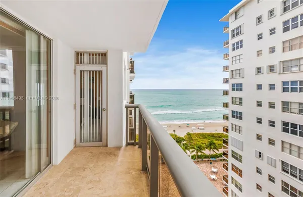 $3,000 | 6039 Collins Avenue, Unit 1206, Miami Beach, FL 33140