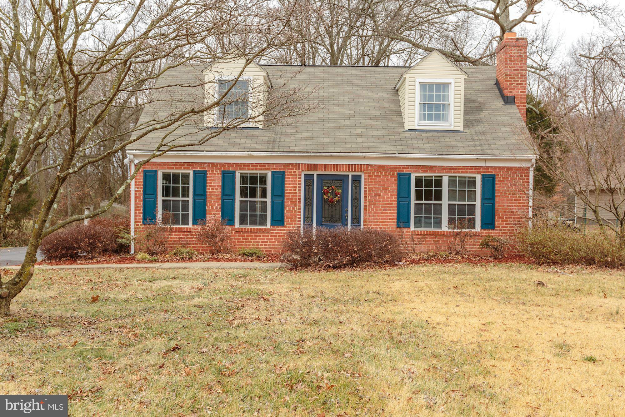 7004 Ridgeway Drive Springfield, VA 22150 - Photo 1 of 28 a house view with outdoor space