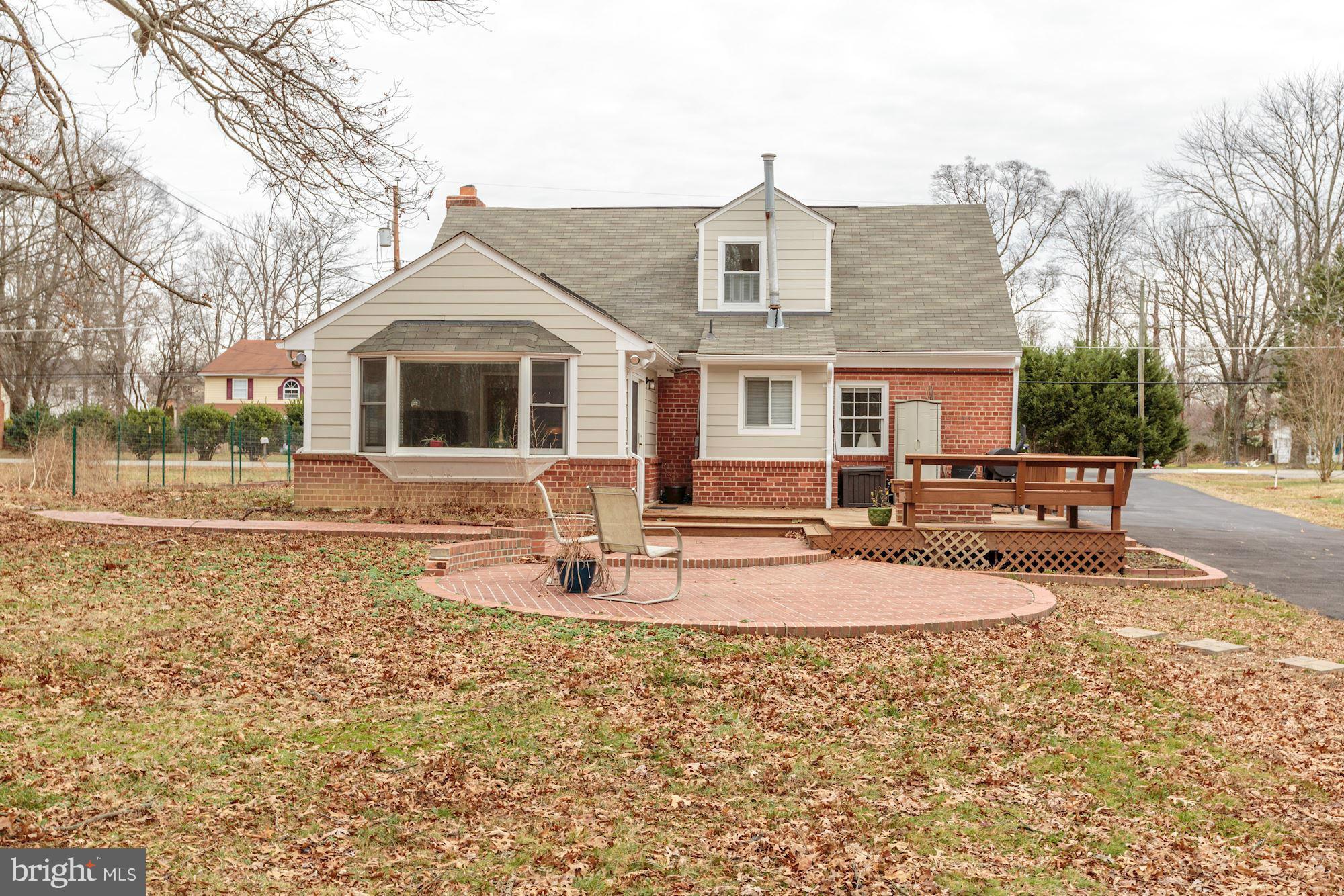 7004 Ridgeway Drive Springfield, VA 22150 - Photo 28 of 28 a front view of a house with garden