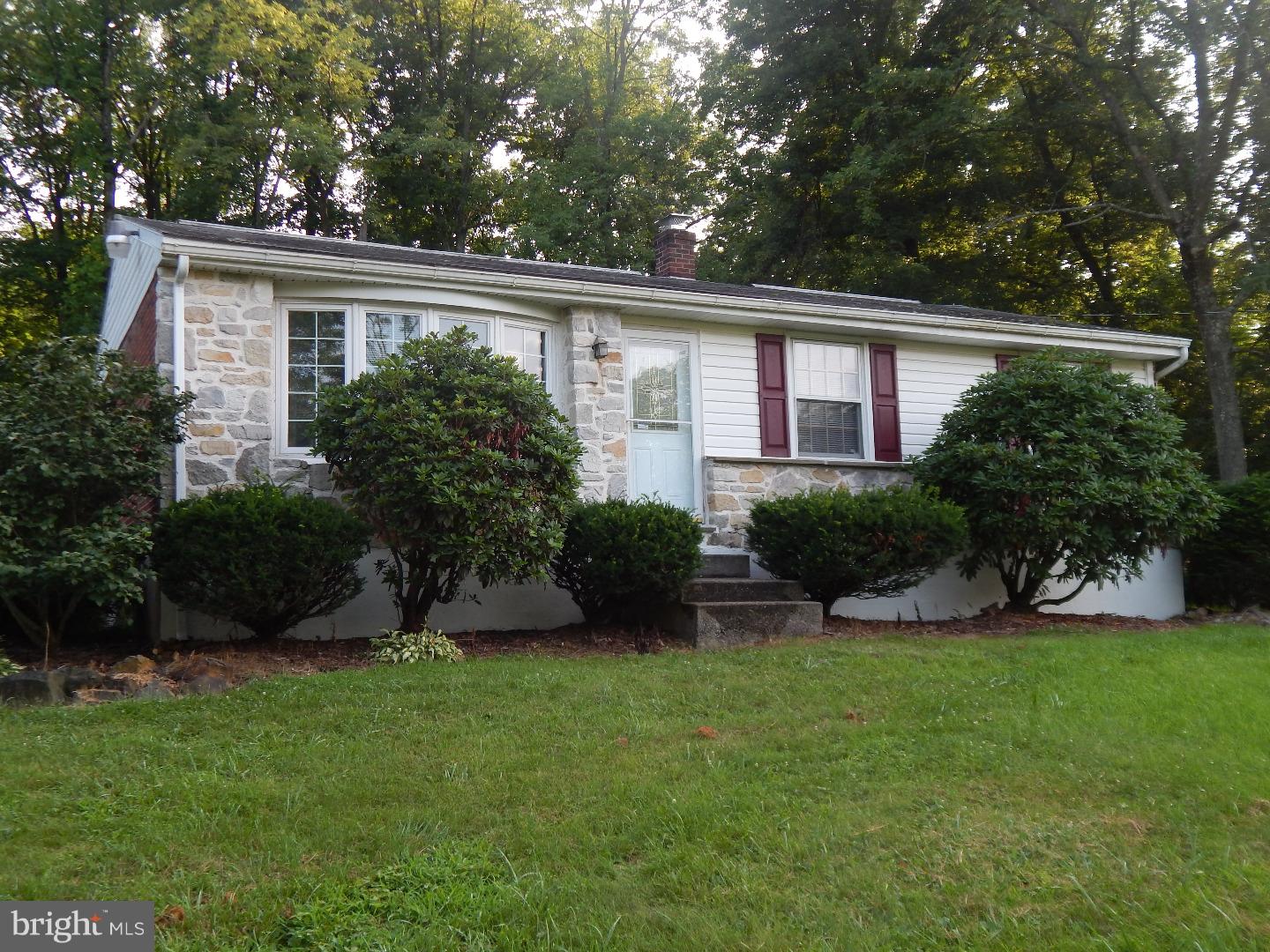 2272 Hill Road Perkiomenville, PA 18074 - Photo 1 of 8 Gallery Image 1