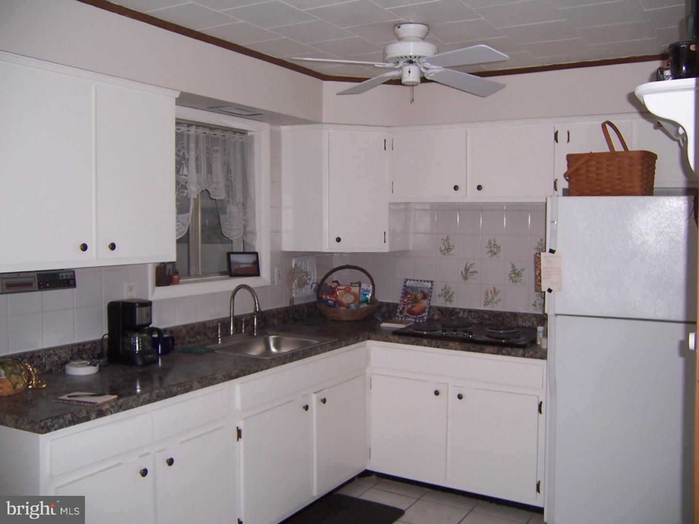 2272 Hill Road Perkiomenville, PA 18074 - Photo 3 of 8 Gallery Image 3