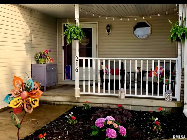 $265,000 | 216 Brookside Glen Drive, Sherman, IL 62684