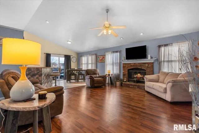 $265,000 | 216 Brookside Glen Drive, Sherman, IL 62684