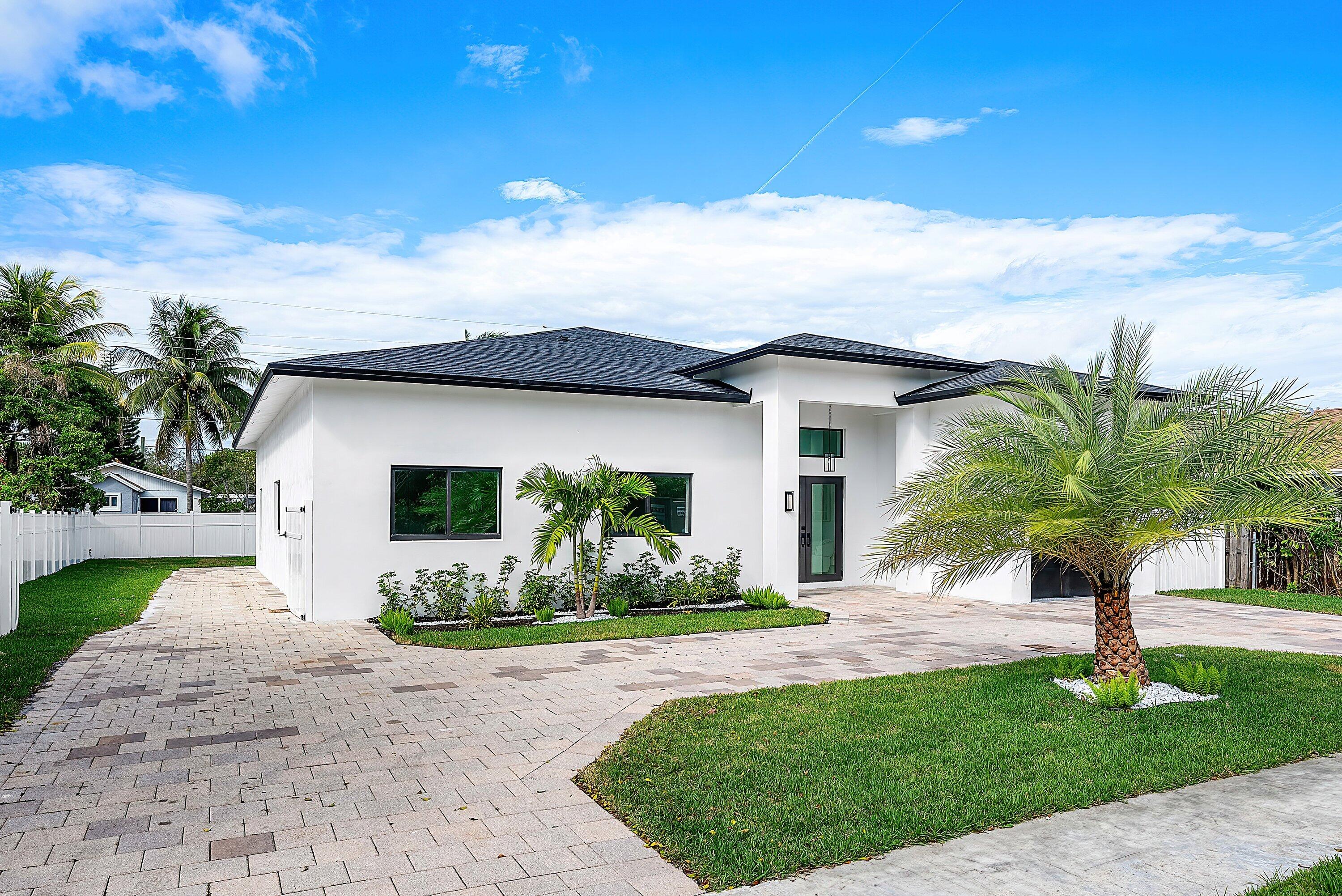 3361 Northeast 4th Avenue Boca Raton, FL 33431 - Photo 40 of 43 Exterior front