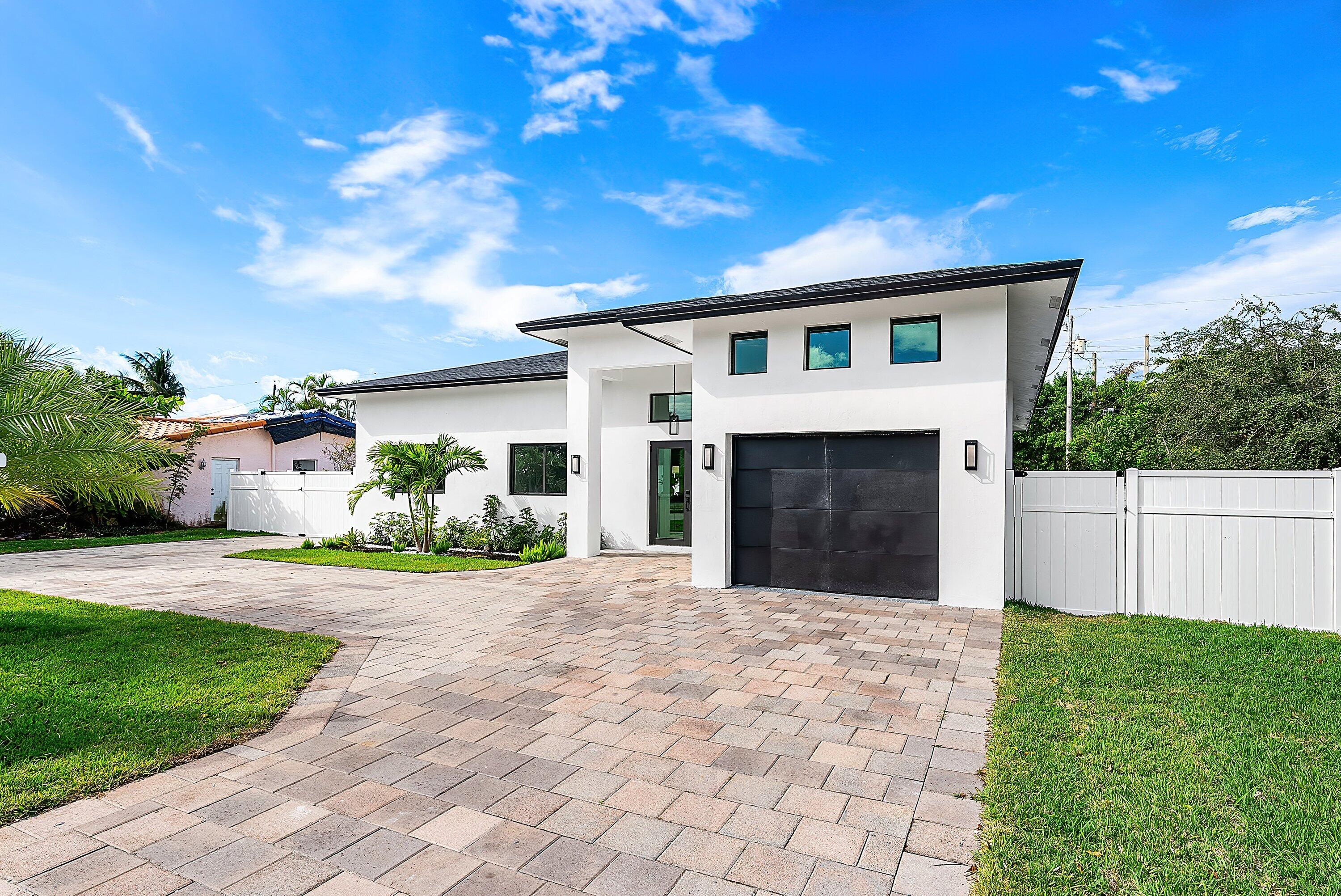 3361 Northeast 4th Avenue Boca Raton, FL 33431 - Photo 5 of 43 Exterior front