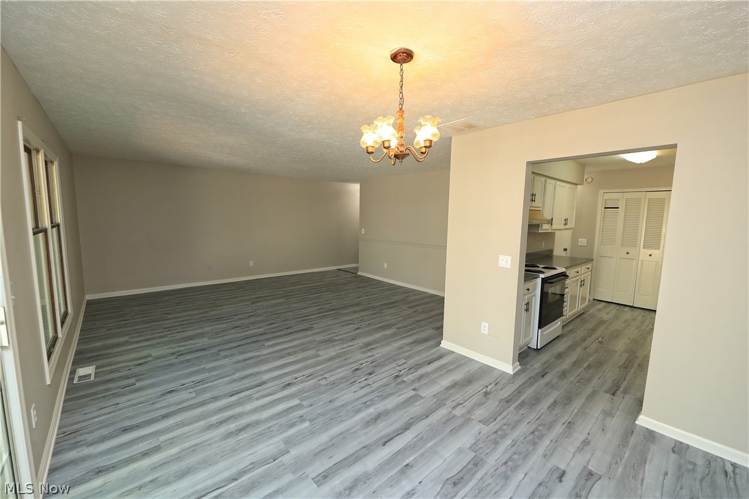 5829 Chapel Road, Unit B Madison, OH 44057 - Photo 6 of 18