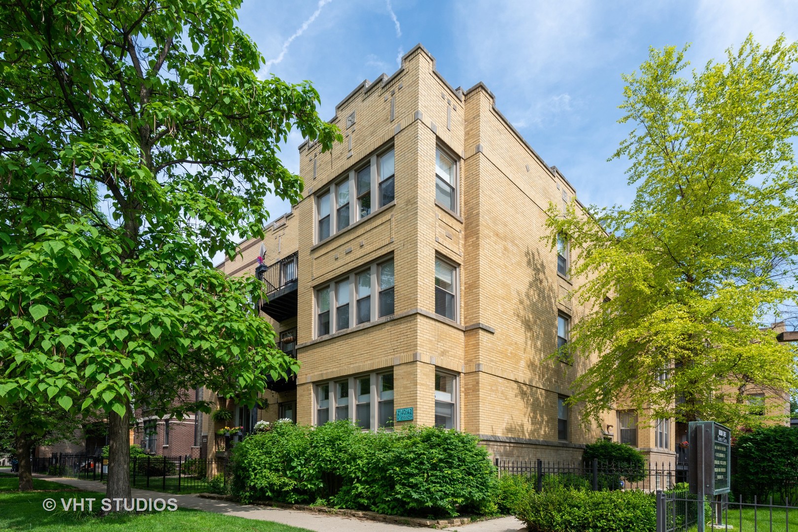 2140 West Addison Street, Unit 3D Chicago, IL 60618 - Photo 1 of 11 front view of a building
