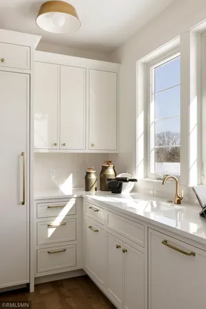 $2,150,000 | 5720 57th Street North, Lake Elmo, MN 55042