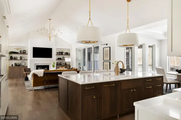 $2,159,000 | 5720 57th Street North, Lake Elmo, MN 55042