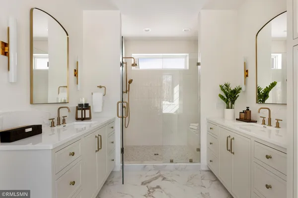 $2,150,000 | 5720 57th Street North, Lake Elmo, MN 55042