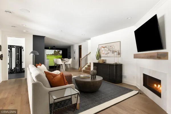 $2,150,000 | 5720 57th Street North, Lake Elmo, MN 55042