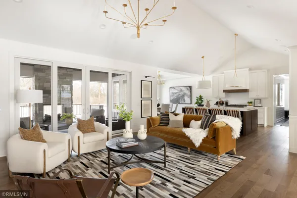 $2,150,000 | 5720 57th Street North, Lake Elmo, MN 55042