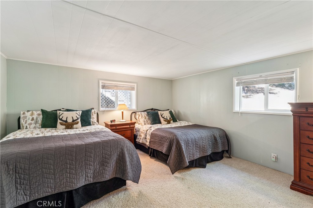 686 Grass Valley Road Lake Arrowhead, CA 92352 - Photo 24 of 55