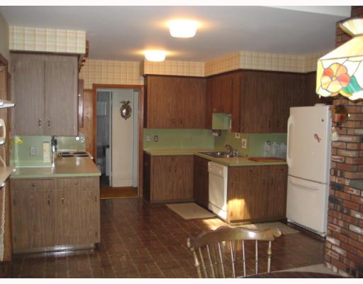 63 Cedar Swamp Road Smithfield, RI 02917 - Photo 3 of 12 Kitchen.