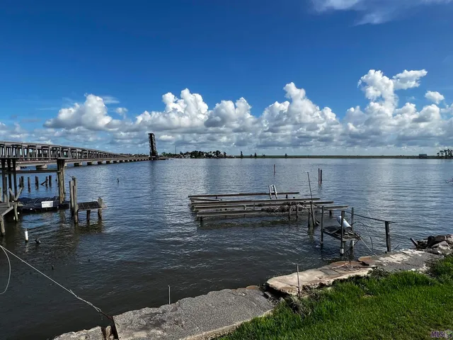 $750,000 | 258 Alligator Lane, La Place, LA 70068