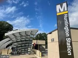 a view of sign board