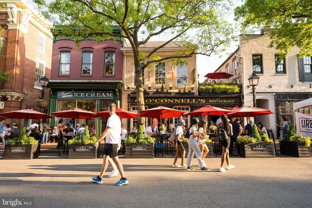 $2,200 | 6618 Boulevard View, Unit A1, Alexandria, VA 22307