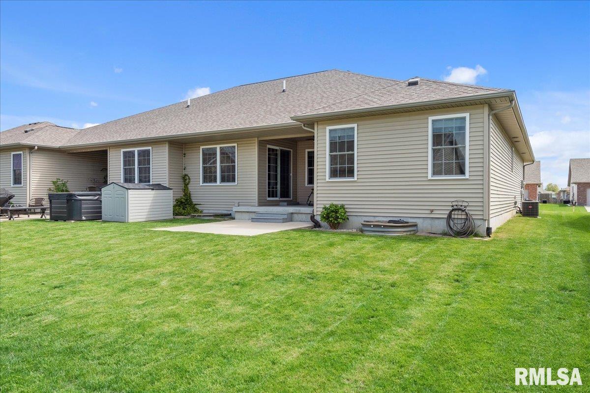 2907 Sandy Lane Springfield, IL 62711 - Photo 23 of 26