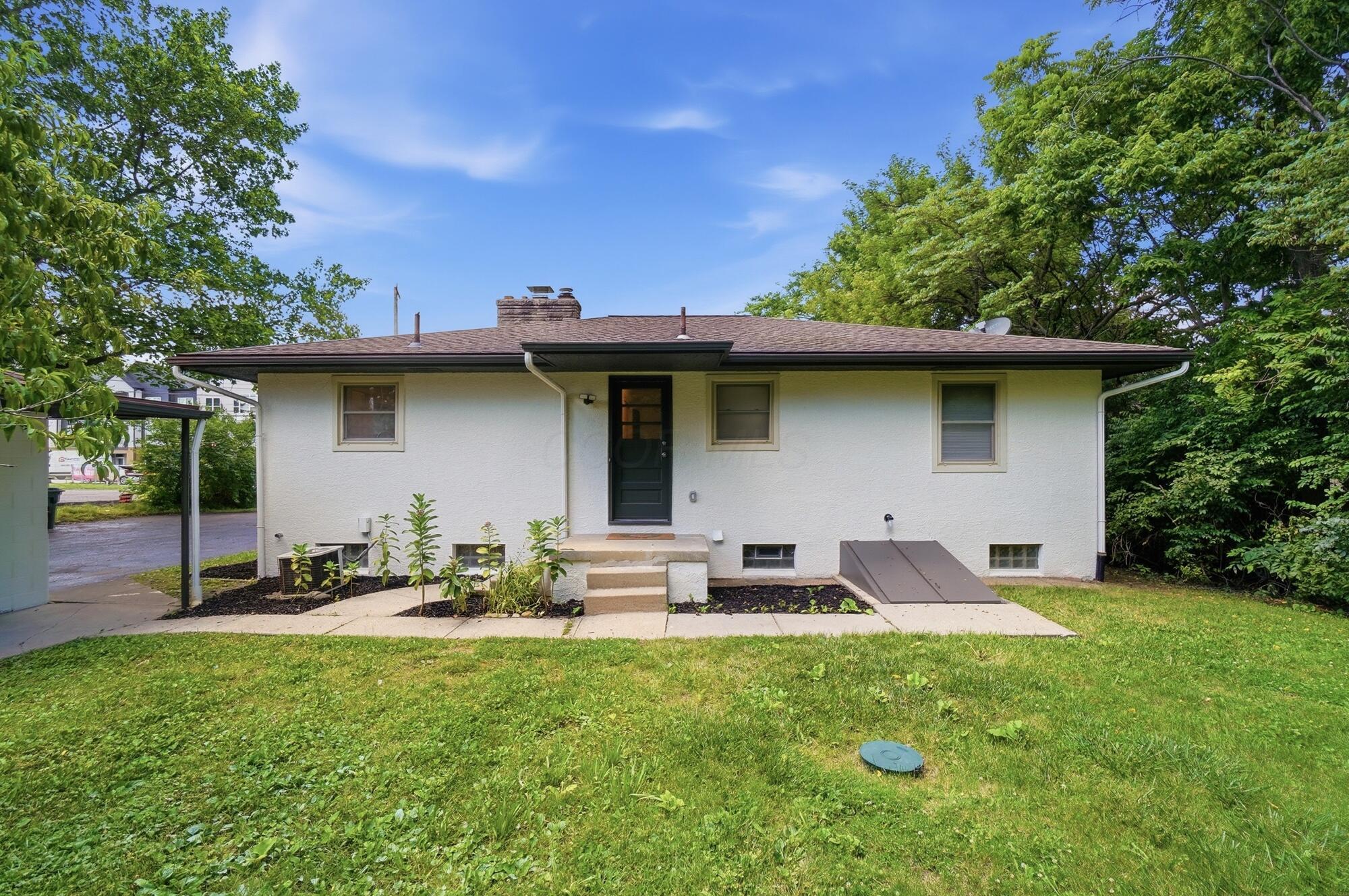 3555 Trabue Road Columbus, OH 43204 - Photo 34 of 44
