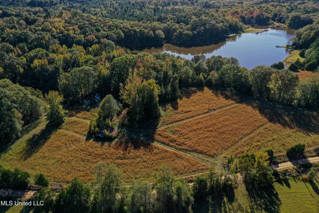 $280,000 | 143 County Road, Coila, MS 38923