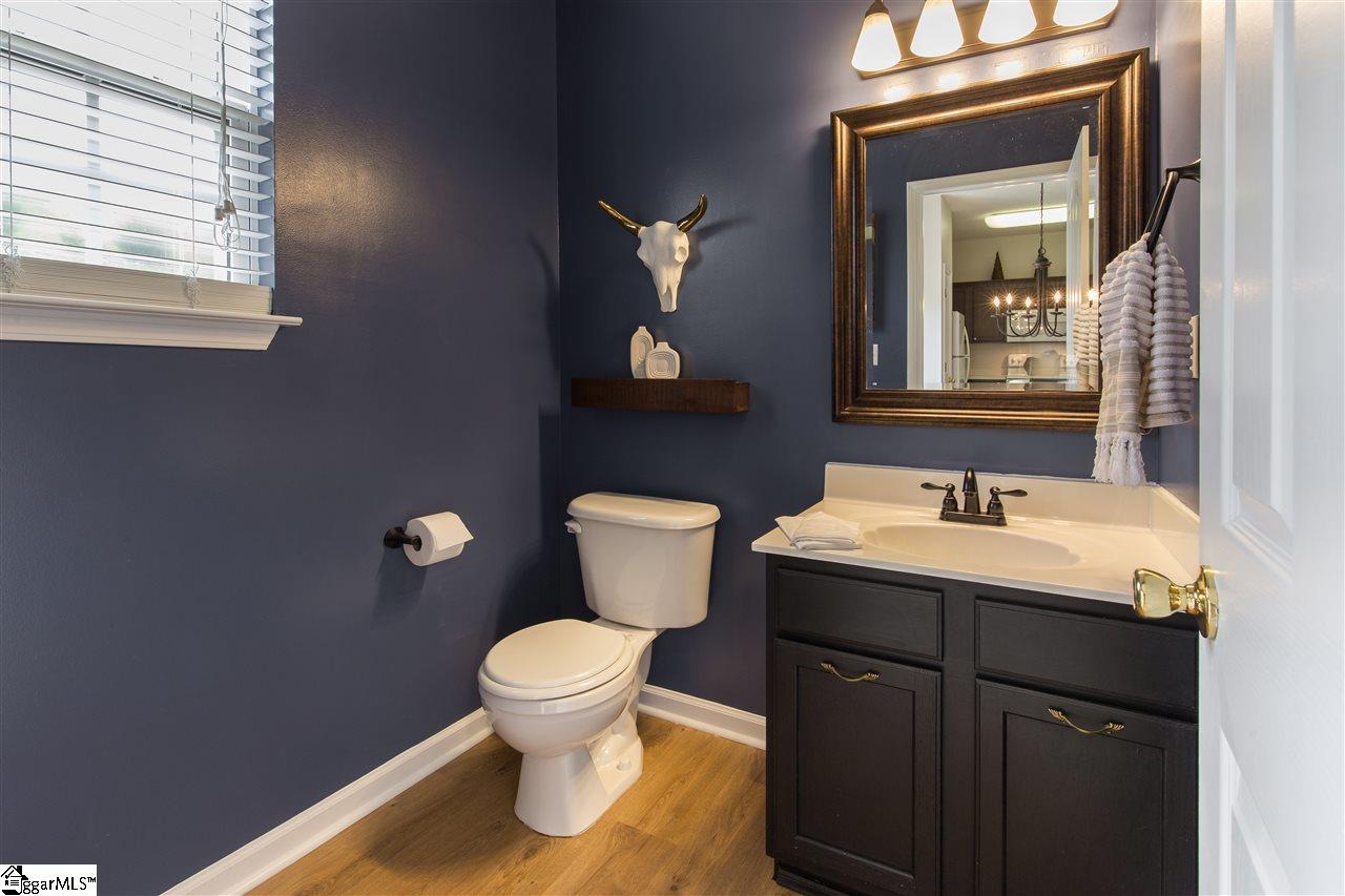 332 Highgate Circle Greer, SC 29650 - Photo 10 of 26 Gallery Image 10
