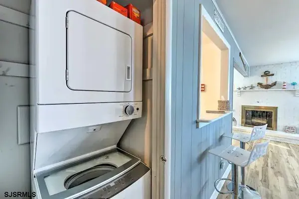 $1,500 | 1106 East Evans Boulevard, Unit 1, Brigantine, NJ 08203