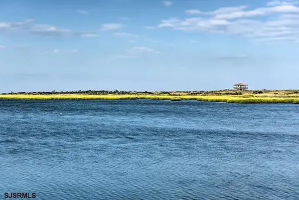 $1,500 | 1106 East Evans Boulevard, Unit 1, Brigantine, NJ 08203