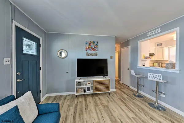 $1,500 | 1106 East Evans Boulevard, Unit 1, Brigantine, NJ 08203