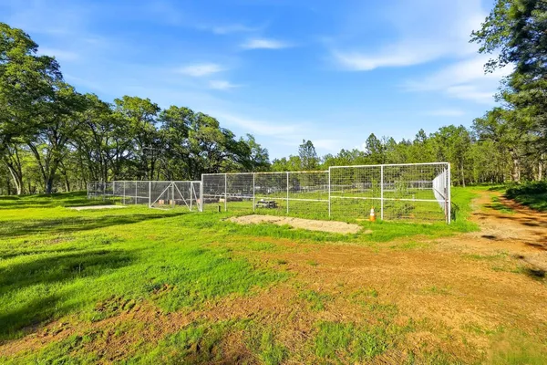 $3,995,000 | 0 1 Placer Hills Road, Applegate, CA 95703