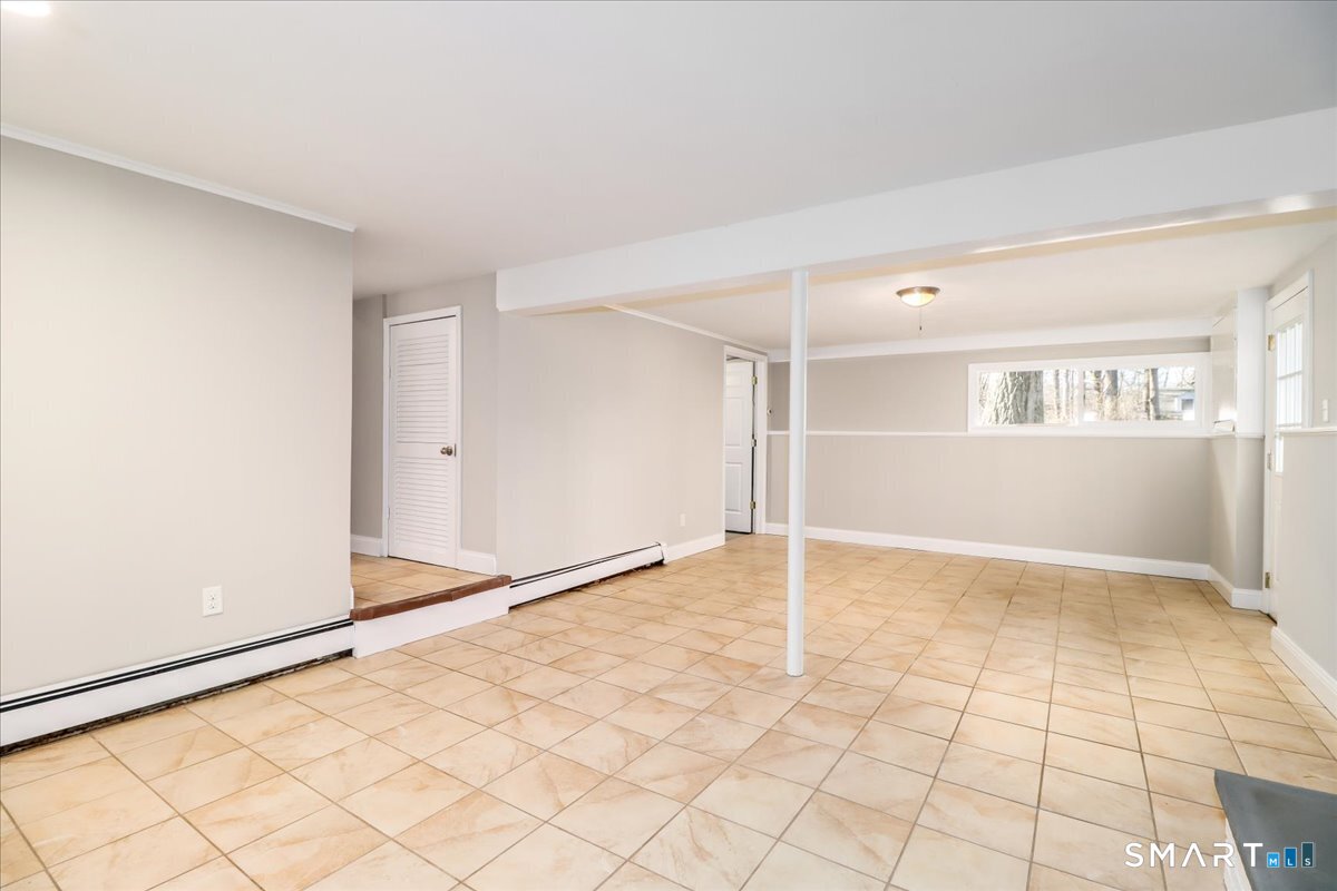 8 Summit Lane Ridgefield, CT 06877 - Photo 27 of 33