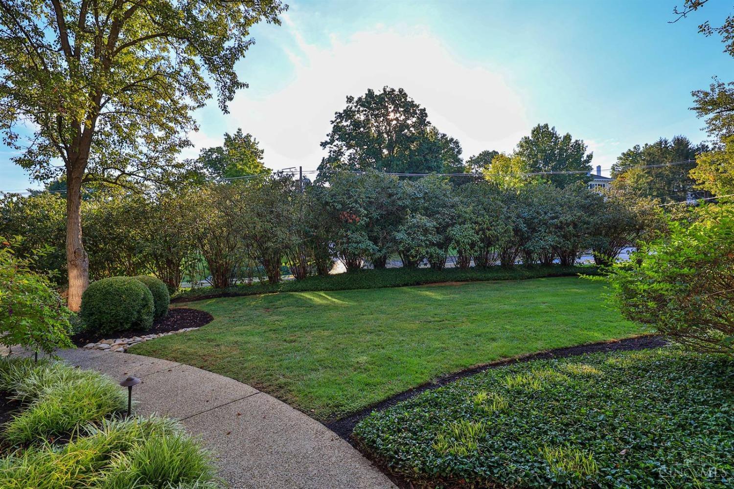 1221 Edwards Road Cincinnati, OH 45208 - Photo 74 of 85 Gallery Image 74